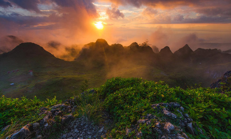 sunset in Osmena Peak