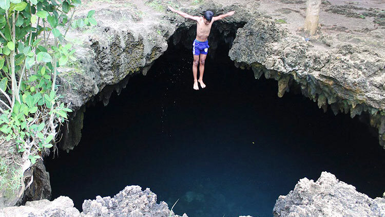 Anda Bohol Cave